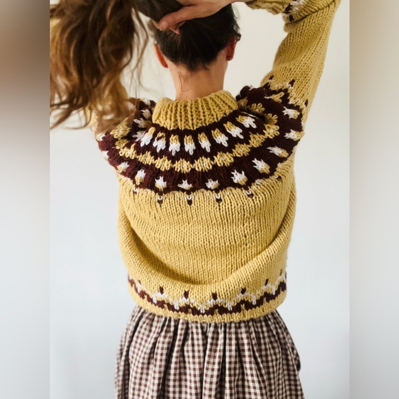 Hand knit Fair Isle Sweater - Picture 3 of 4